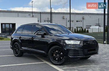 Позашляховик / Кросовер Audi Q7 2016 в Мукачевому