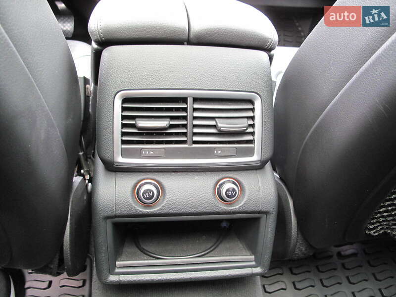 Внедорожник / Кроссовер Audi Q7 2014 в Киеве