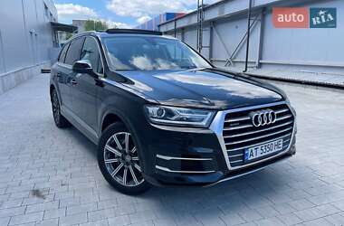 Внедорожник / Кроссовер Audi Q7 2015 в Киеве