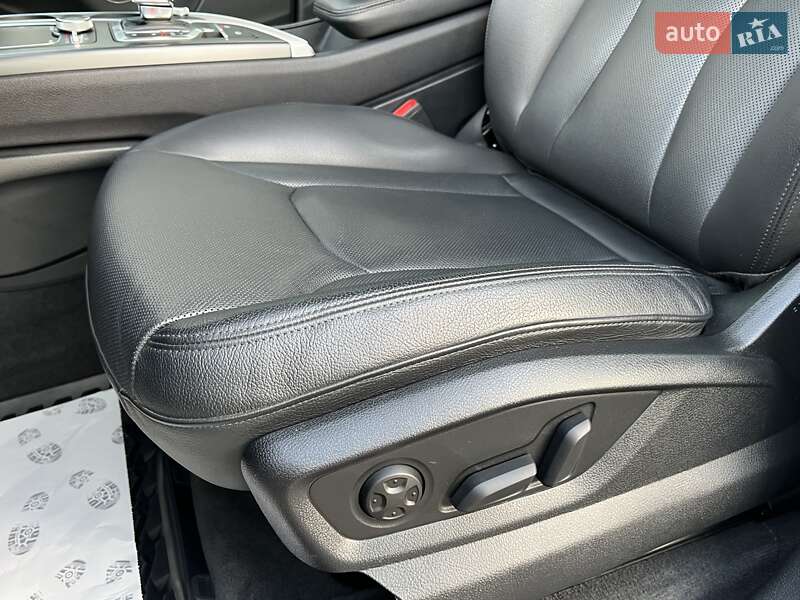 Внедорожник / Кроссовер Audi Q7 2018 в Киеве