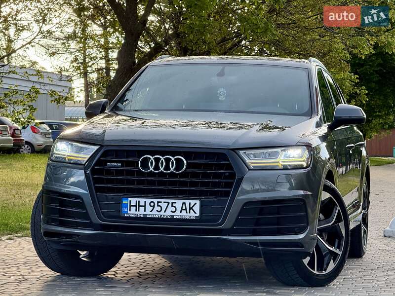Позашляховик / Кросовер Audi Q7 2018 в Одесі