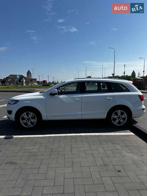 Внедорожник / Кроссовер Audi Q7 2011 в Луцке