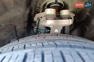 Позашляховик / Кросовер Audi Q7 2020 в 