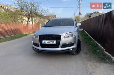 Внедорожник / Кроссовер Audi Q7 2006 в Надворной