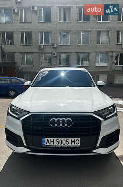 Позашляховик / Кросовер Audi Q7 2020 в Житомирі