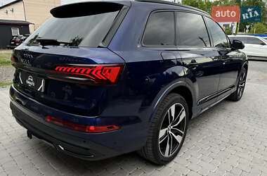Внедорожник / Кроссовер Audi Q7 2020 в 