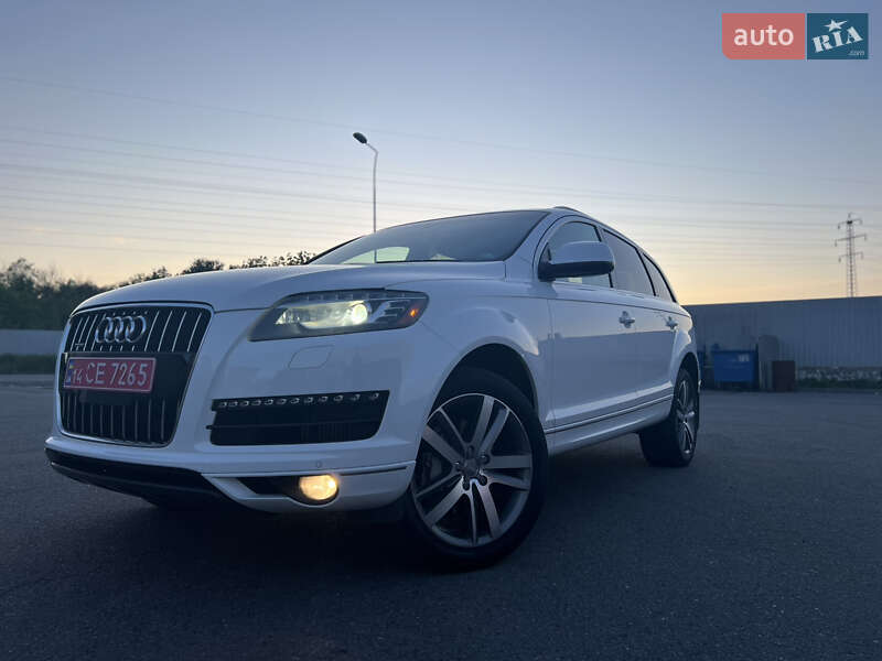 Внедорожник / Кроссовер Audi Q7 2011 в Ужгороде