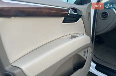 Внедорожник / Кроссовер Audi Q7 2011 в 