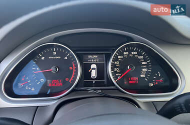 Внедорожник / Кроссовер Audi Q7 2011 в 