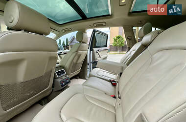 Внедорожник / Кроссовер Audi Q7 2011 в 