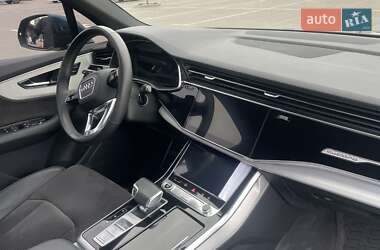 Позашляховик / Кросовер Audi Q7 2022 в 