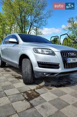 Позашляховик / Кросовер Audi Q7 2010 в 