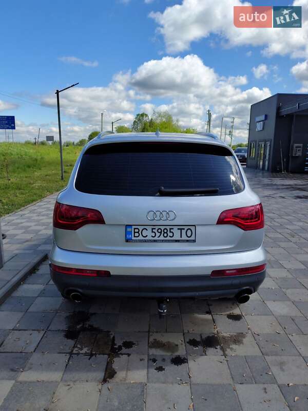 Внедорожник / Кроссовер Audi Q7 2010 в Самборе