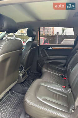 Внедорожник / Кроссовер Audi Q7 2007 в 