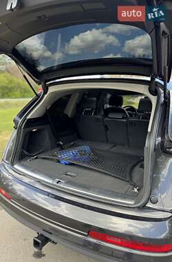 Внедорожник / Кроссовер Audi Q7 2010 в 