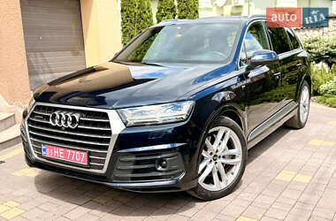 Внедорожник / Кроссовер Audi Q7 2018 в 