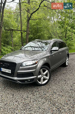 Позашляховик / Кросовер Audi Q7 2015 в Києві