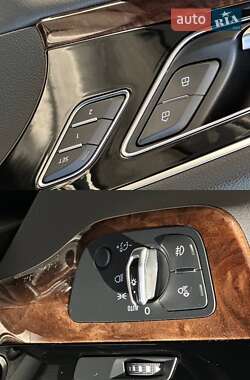 Внедорожник / Кроссовер Audi Q7 2016 в 