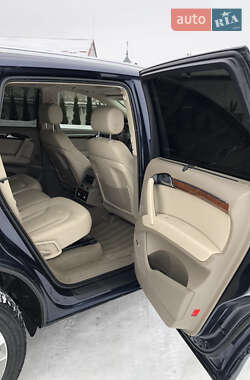Внедорожник / Кроссовер Audi Q7 2014 в 