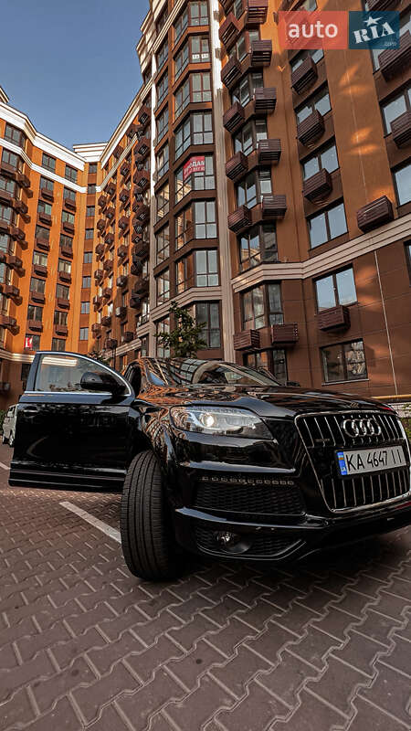 Позашляховик / Кросовер Audi Q7 2015 в Києві