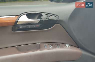 Внедорожник / Кроссовер Audi Q7 2015 в 