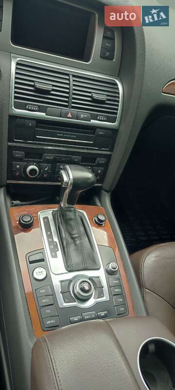 Внедорожник / Кроссовер Audi Q7 2015 в Камне-Каширском