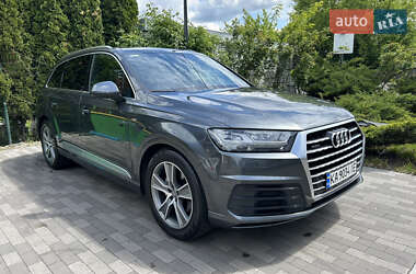 Позашляховик / Кросовер Audi Q7 2017 в Києві