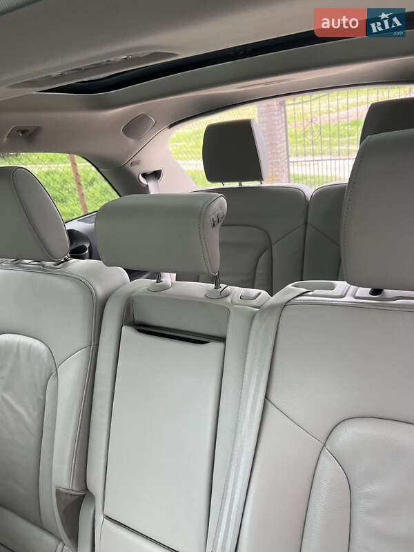 Внедорожник / Кроссовер Audi Q7 2013 в Золочеве