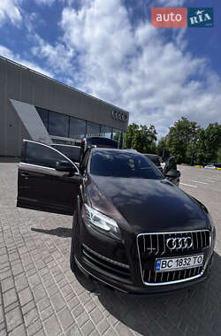 Внедорожник / Кроссовер Audi Q7 2012 в 