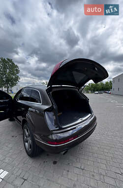 Внедорожник / Кроссовер Audi Q7 2012 в 