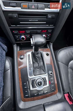 Внедорожник / Кроссовер Audi Q7 2012 в 