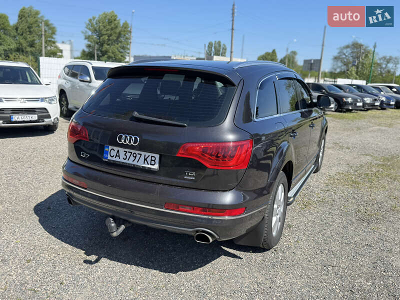 Внедорожник / Кроссовер Audi Q7 2013 в Черкассах