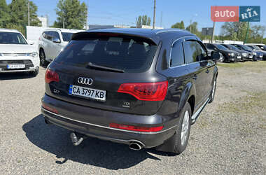 Внедорожник / Кроссовер Audi Q7 2013 в 
