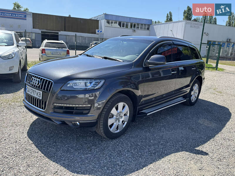 Внедорожник / Кроссовер Audi Q7 2013 в Черкассах