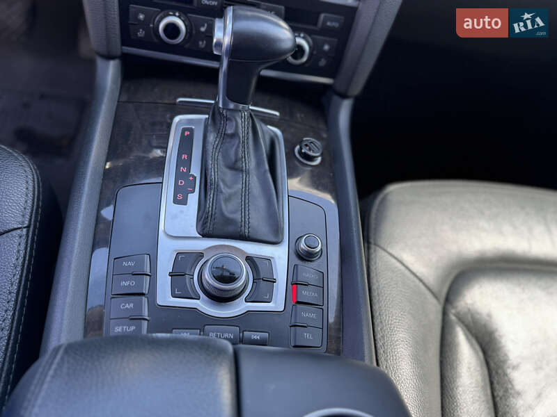 Внедорожник / Кроссовер Audi Q7 2013 в Черкассах