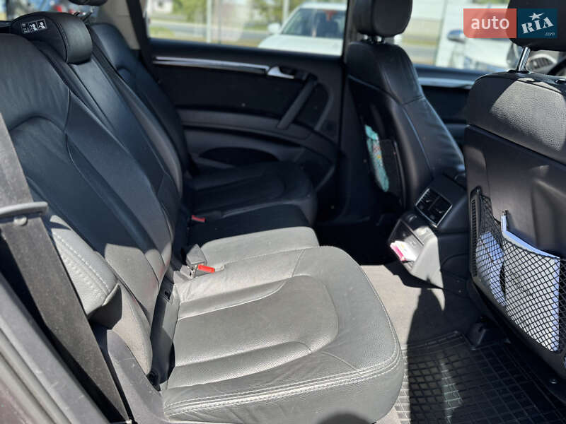 Внедорожник / Кроссовер Audi Q7 2013 в Черкассах