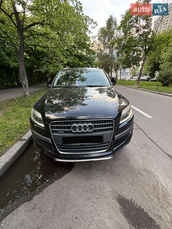 Позашляховик / Кросовер Audi Q7 2007 в Києві