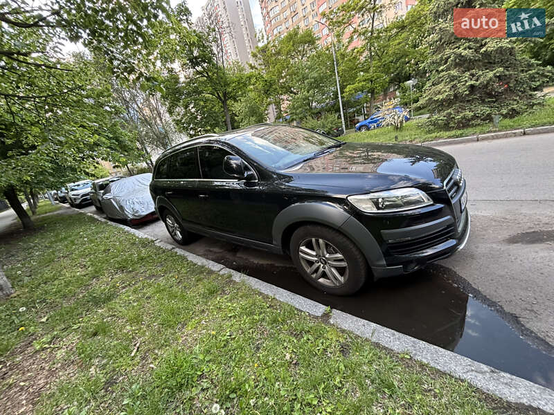 Позашляховик / Кросовер Audi Q7 2007 в Києві