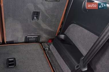 Внедорожник / Кроссовер Audi Q7 2018 в 