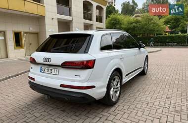 Внедорожник / Кроссовер Audi Q7 2019 в 