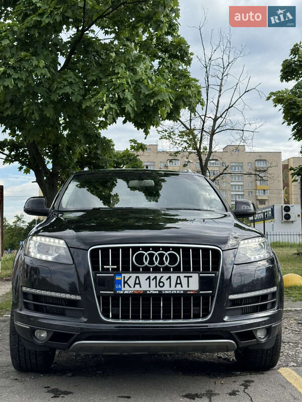 Позашляховик / Кросовер Audi Q7 2012 в Києві