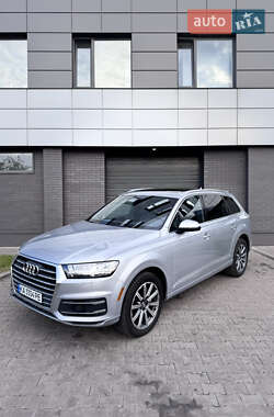 Внедорожник / Кроссовер Audi Q7 2017 в Киеве