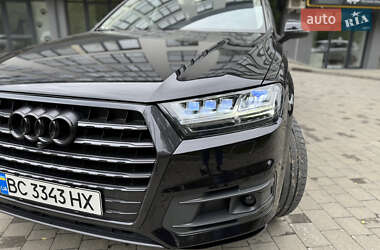 Внедорожник / Кроссовер Audi Q7 2016 в 