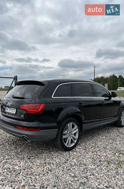 Внедорожник / Кроссовер Audi Q7 2012 в 
