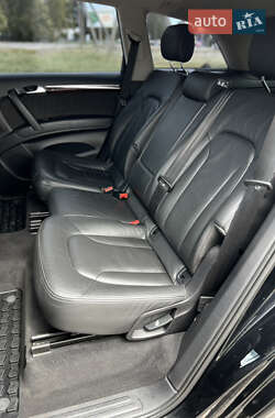 Внедорожник / Кроссовер Audi Q7 2012 в 