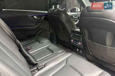 Внедорожник / Кроссовер Audi Q7 2018 в 