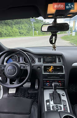 Внедорожник / Кроссовер Audi Q7 2012 в 