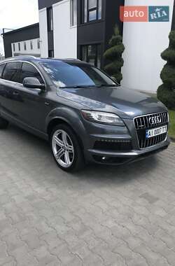 Позашляховик / Кросовер Audi Q7 2011 в 