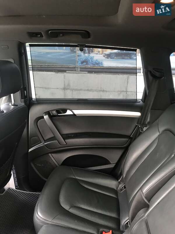 Внедорожник / Кроссовер Audi Q7 2011 в Киеве