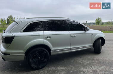 Внедорожник / Кроссовер Audi Q7 2015 в 